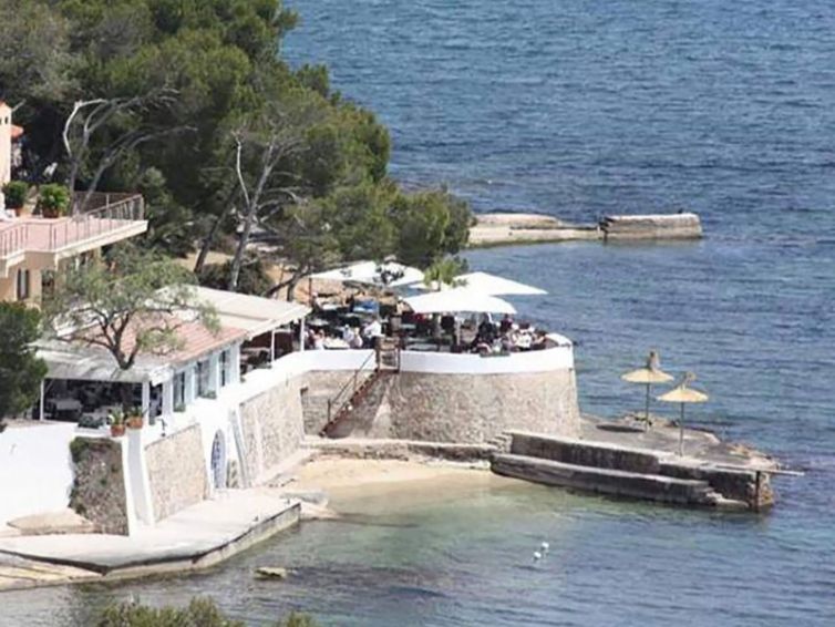 beach_venue-2000x2000